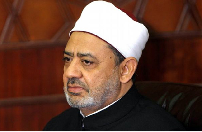 شیخ الازهر: هر کسی که به نام اسلام آدم می‌کشد، تروریست است 